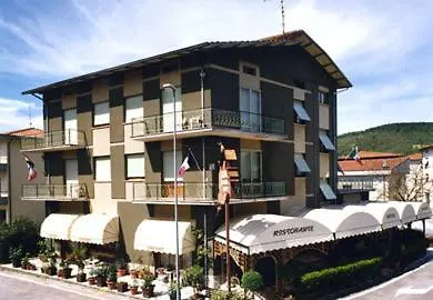 Hotel Chenno Subbiano 2*,