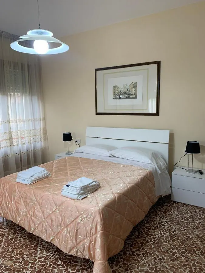 Hotel Chenno Subbiano 2*,  Italy